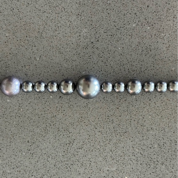 Ultra Rare Chanel Necklace - Picture 5 of 9